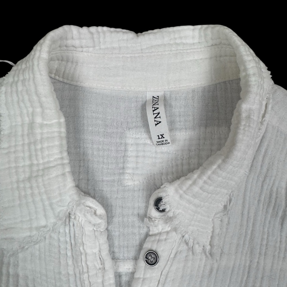 Zenana Double Gauze Oversized White Super Soft Button Down Shirt Raw Hem 1X - Picture 3 of 8